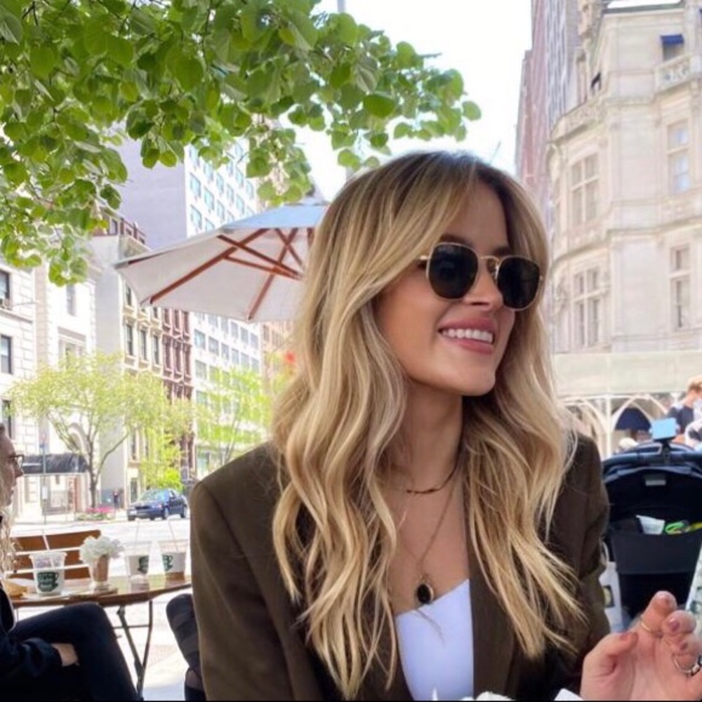 Meet your Posher, Marie